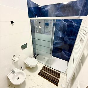 Private Bathroom Triple Room